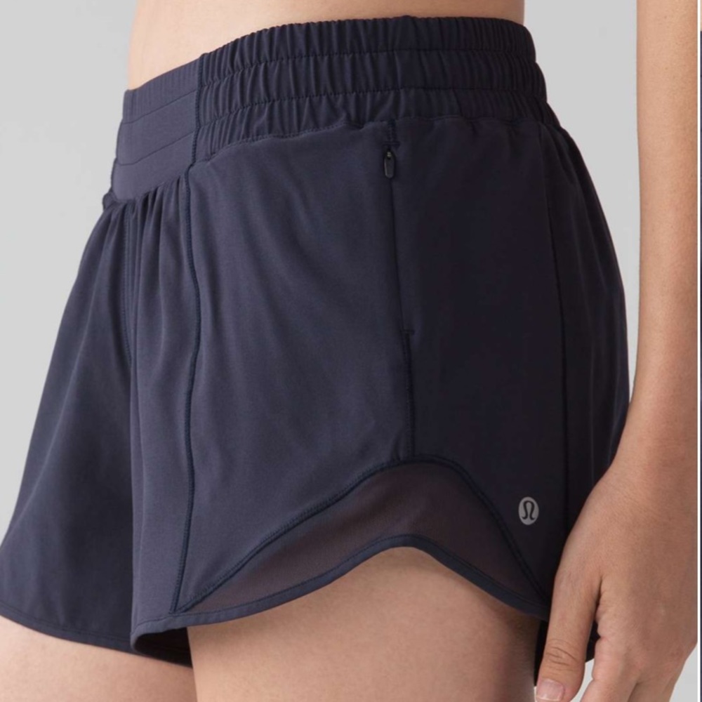 Lulu🍋 Tall Hotty Hot Shorts Midnight Navy size 8, EUC